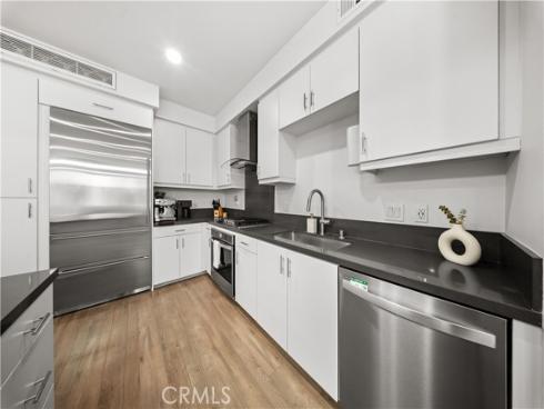 2412 Nolita , Irvine, CA