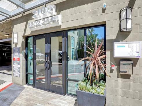 2412 Nolita , Irvine, CA