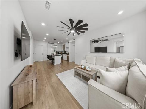 2412 Nolita , Irvine, CA