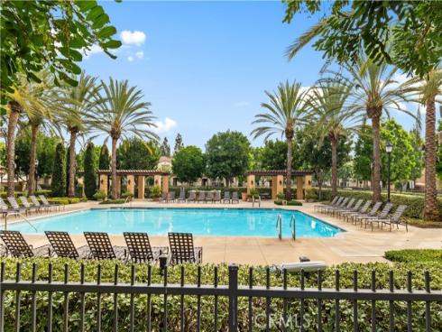 76 Trailing Vine , Irvine, CA