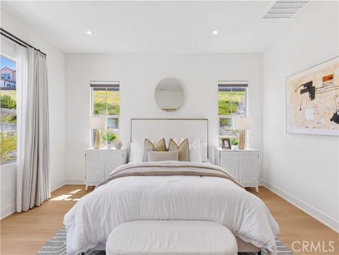 242  Maricopa  , Irvine, CA