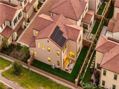 242  Maricopa  , Irvine, CA