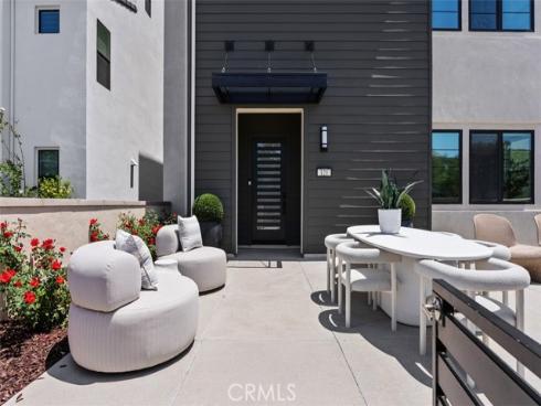 121  Bosal  , Irvine, CA