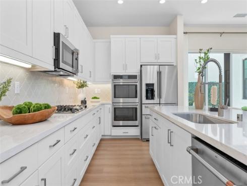 121  Bosal  , Irvine, CA