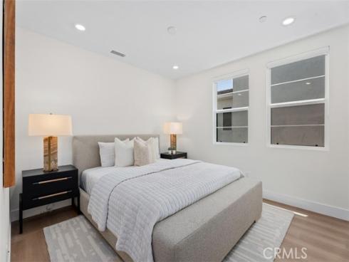 121  Bosal  , Irvine, CA