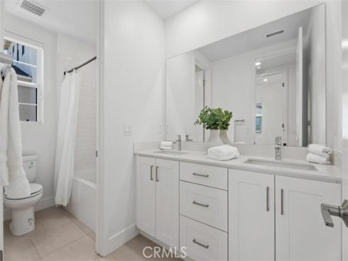 121  Bosal  , Irvine, CA