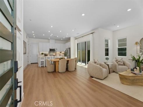 121  Bosal  , Irvine, CA