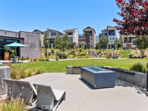 121  Bosal  , Irvine, CA