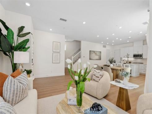 121  Bosal  , Irvine, CA