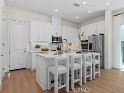 121  Bosal  , Irvine, CA
