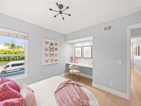 15  Bluecoat  , Irvine, CA