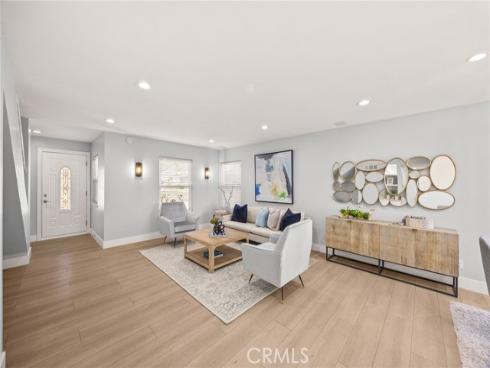 15  Bluecoat  , Irvine, CA