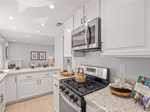 15  Bluecoat  , Irvine, CA
