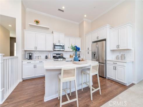 68 Rose Arch , Irvine, CA