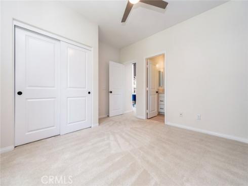 68 Rose Arch , Irvine, CA