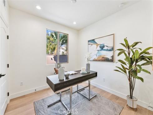 100  Alhambra  , Irvine, CA