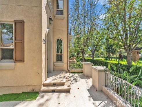 100  Alhambra  , Irvine, CA