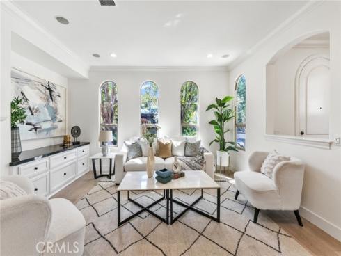 100  Alhambra  , Irvine, CA