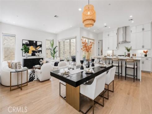 133 Bosal , Irvine, CA