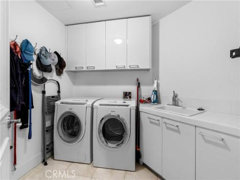 5104  Scholarship  , Irvine, CA