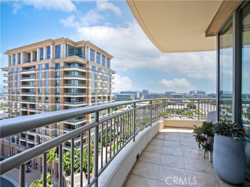 5104  Scholarship  , Irvine, CA