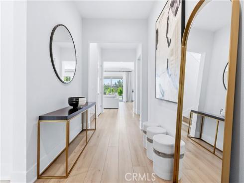 63 Longchamp , Irvine, CA