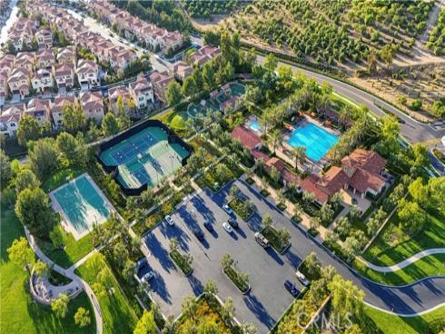 63 Longchamp , Irvine, CA