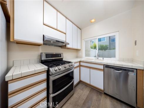 34 Elksford 3 Avenue, Irvine, CA