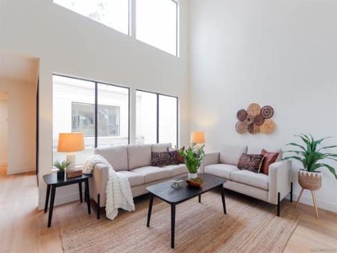 10 Morena 8 , Irvine, CA