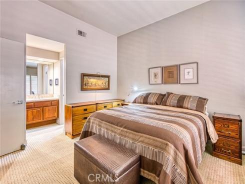 55 Fabriano , Irvine, CA