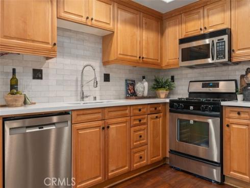 25 Vermillion , Irvine, CA