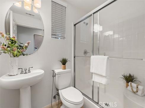 25 Vermillion , Irvine, CA