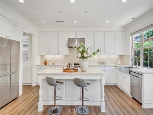104 Beechmont , Irvine, CA