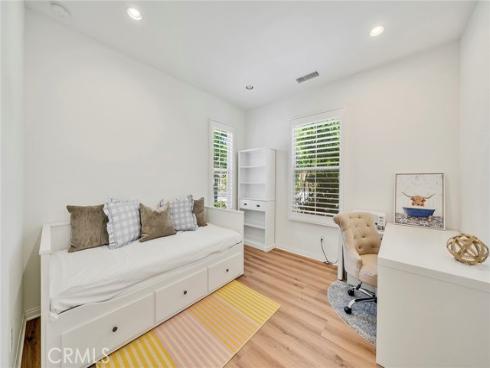 104 Beechmont , Irvine, CA