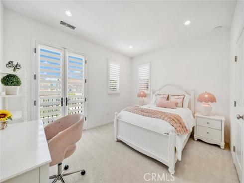 104 Beechmont , Irvine, CA