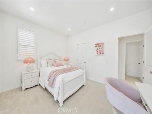104 Beechmont , Irvine, CA