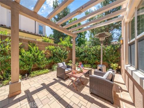 104 Beechmont , Irvine, CA