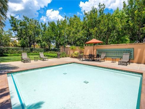 104 Beechmont , Irvine, CA