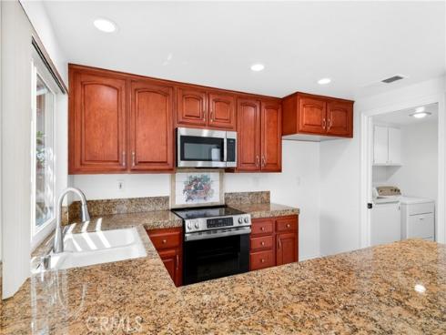 11  Milazzo  , Irvine, CA