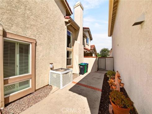 11  Milazzo  , Irvine, CA