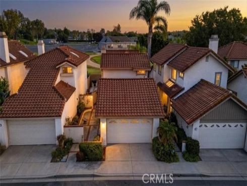 11  Milazzo  , Irvine, CA