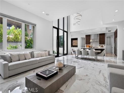 61 Iluna , Irvine, CA