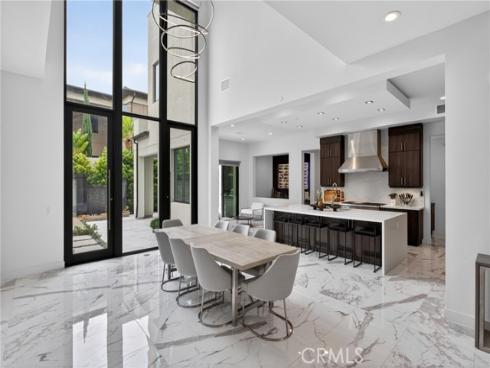 61 Iluna , Irvine, CA