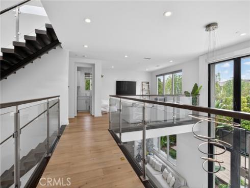 61 Iluna , Irvine, CA