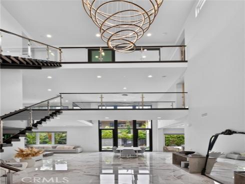 61 Iluna , Irvine, CA