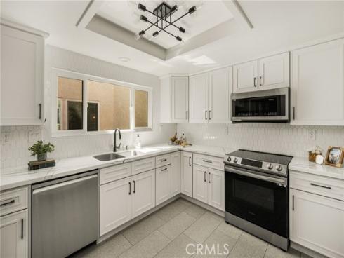 8 Claret 49 , Irvine, CA