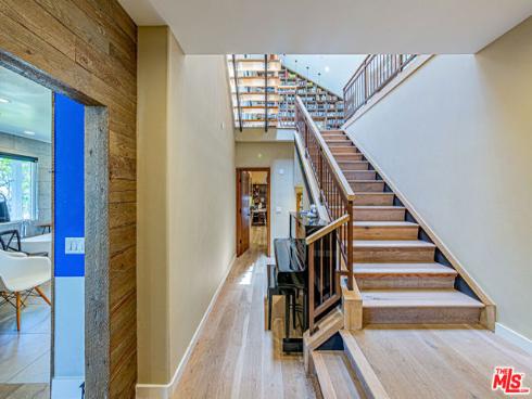 6 Sirius , Irvine, CA