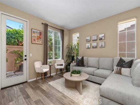 80 Great Lawn , Irvine, CA