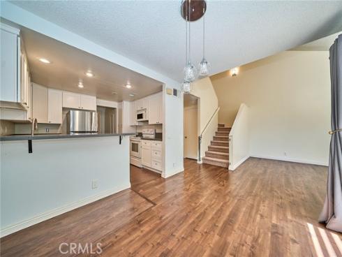 380 Deerfield , Irvine, CA