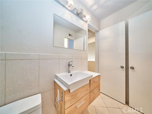 380 Deerfield , Irvine, CA